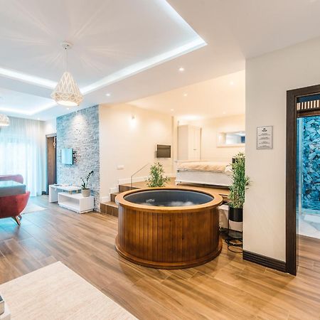 Padam Hotel & Spa Ulcinj Buitenkant foto