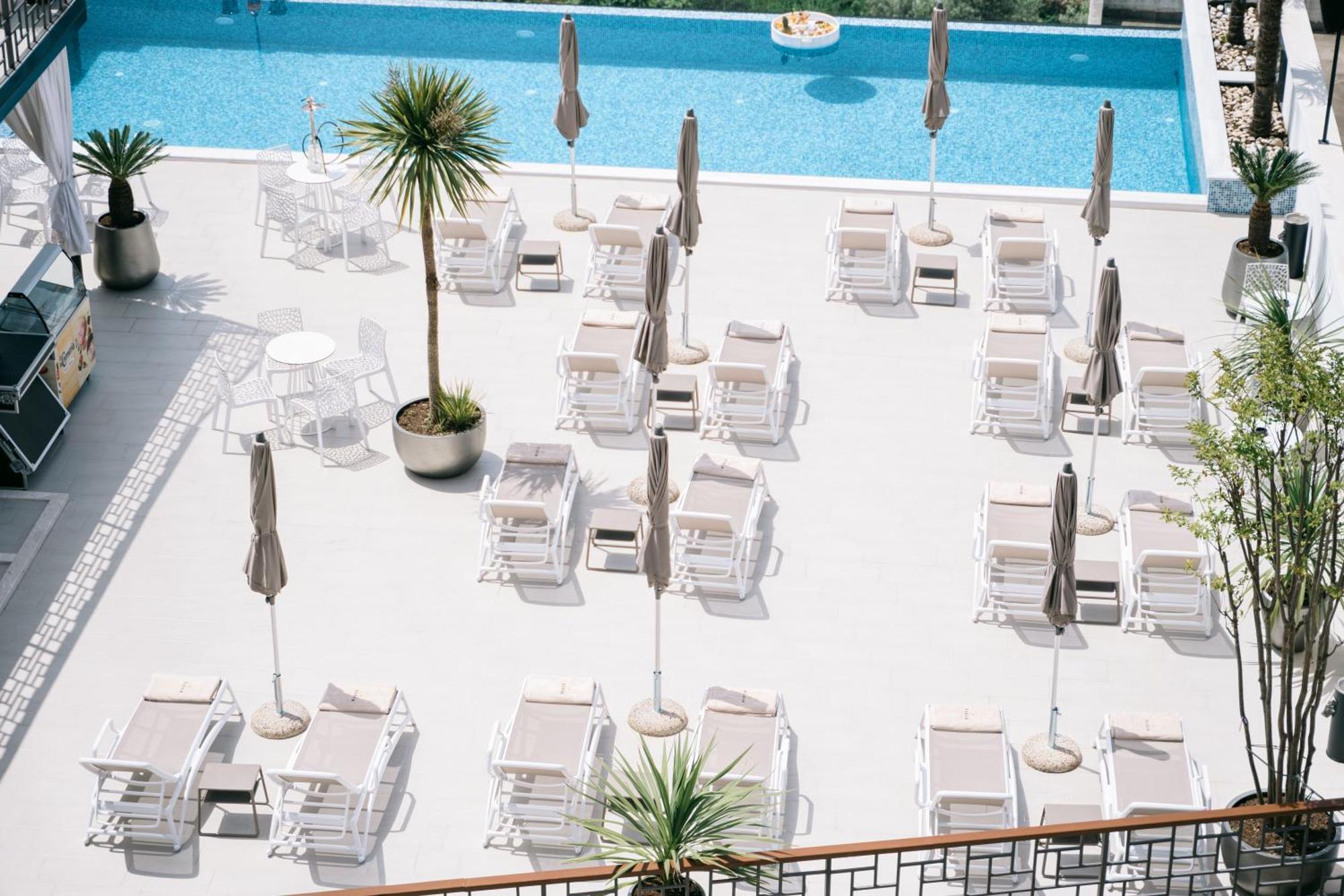 Padam Hotel & Spa Ulcinj Buitenkant foto