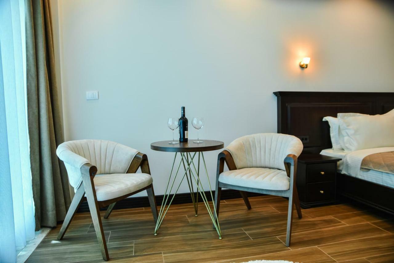 Padam Hotel & Spa Ulcinj Buitenkant foto
